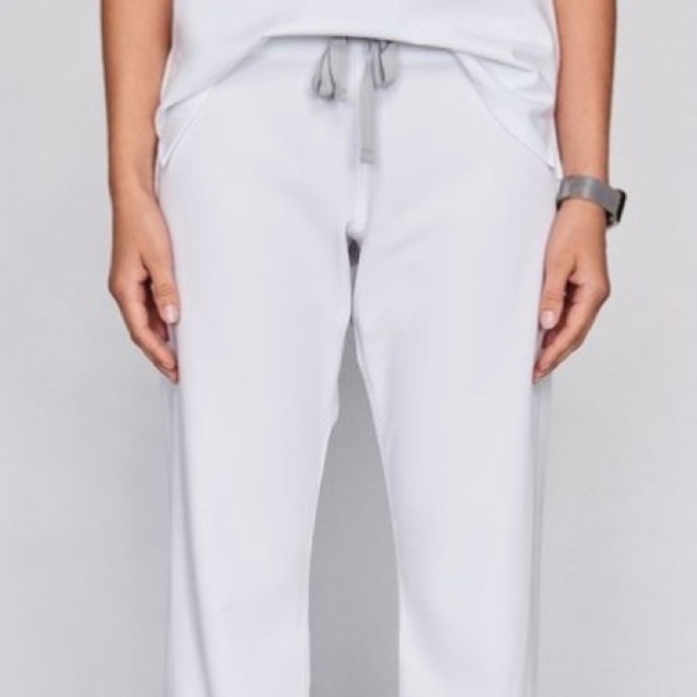 FIGS Livingston Basic Scrub Pants (White)